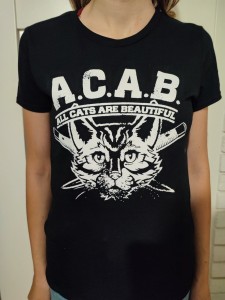 A.C.A.B. Noże
