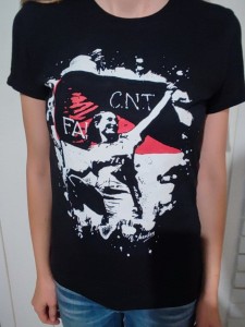 C.N.T. F.A.I. -damska